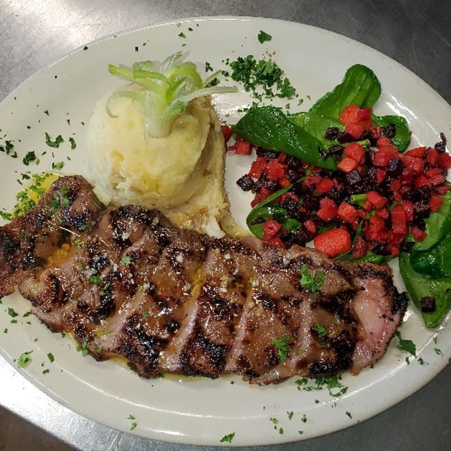 14oz New York Strip, N.W. Raised.